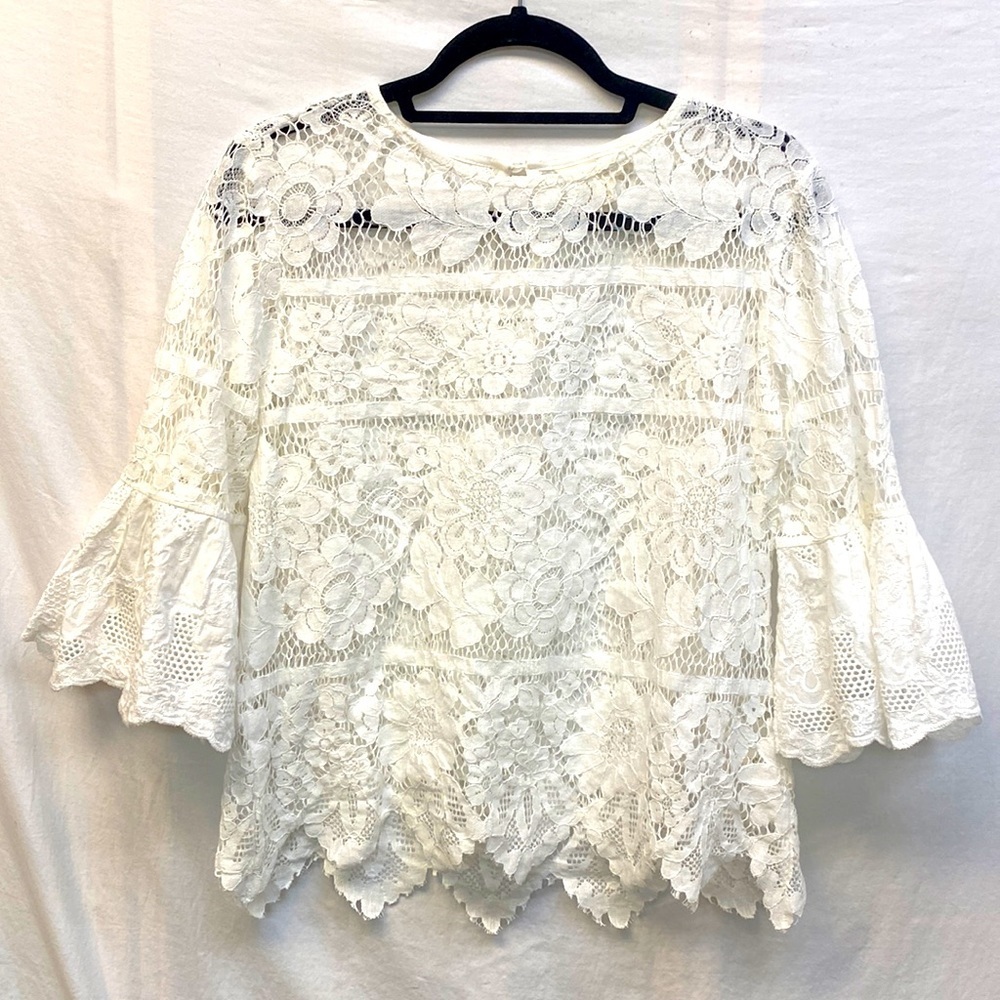 Adiva Bell Sleeve Lace Top